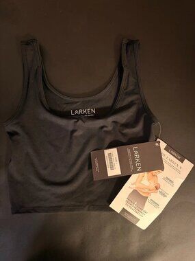 The Larken X Nursing & Hands-Free Pumping Bra in Black Size XS, Maternity Bra